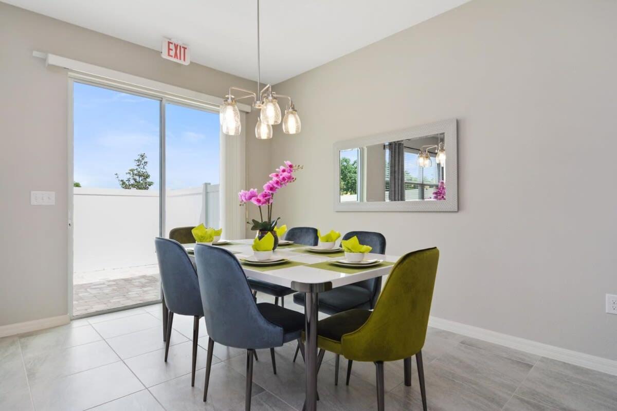 Family Friendly Four Bedrooms 5147A คิสซิมมี ภายนอก รูปภาพ